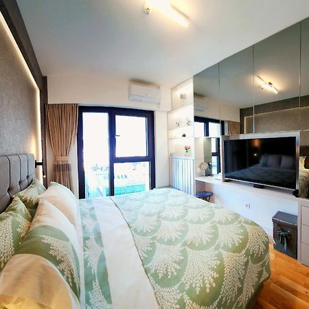 Diamond Residences 10Th Fl. Lux Apt. W/ City View Skopje Buitenkant foto